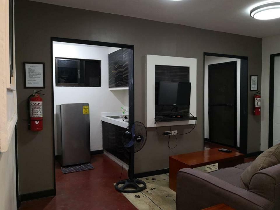 Anabelle Residence Dumaguete City Екстериор снимка